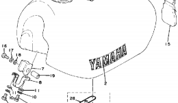 Топливный бак для мотоцикла YAMAHA IT175F1979 г. 